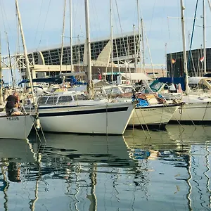 Sleep&boatsbreakfast Barcelona Hotel en barco